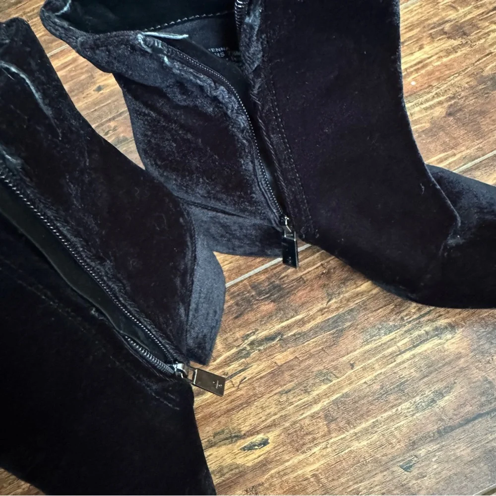 Kenneth Cole Reaction Renna Embroidered Boots - Picture 8 of 12